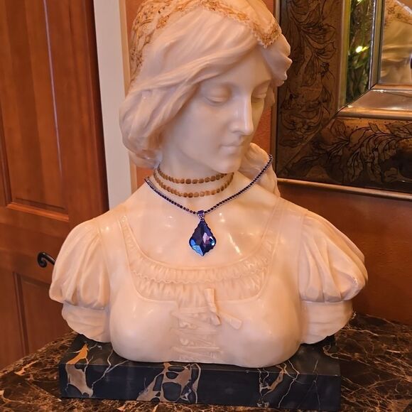 Austrian Crystal Necklace! Excellent CRAFTSMANSHIP! NWOT! - Picture 4 of 13